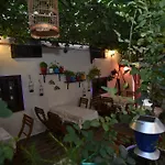 Antikhan Ayvalı