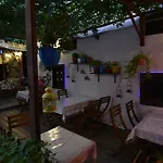 Antikhan Gasthof Ayvalı